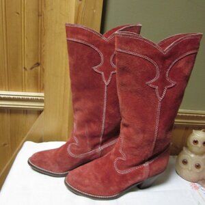 Vtg Red suede leather Western themed glam boots made in Italy stack heel sz 6